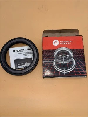 Front Wheel Seal Fits Chevrolet T7500 Ford F-600 370001A - Image 1 of 4