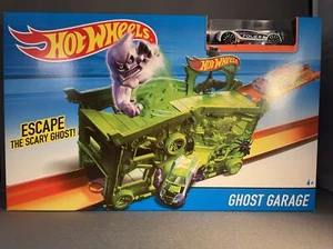 Hot Wheels City Ghost Garage Play Set - Escape the Scary Ghost NEW - Picture 1 of 4