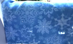 MANTA DE LANA NUEVA-50 X 72"-COPOS DE NIEVE-DOS CAPAS-REVERSIBLES-BORDES COSIDOS - Imagen 1 de 5