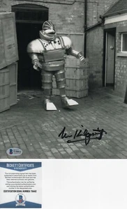 DOCTOR WHO : MICHAEL KILGARRIFF AS 'ROBOT K1' *RARE* SUPERB SIGNED PHOTO BECKETT - Bild 1 von 1