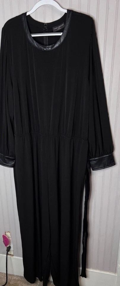 Macacão Lane Bryant Feminino 30 32 Preto Elegância Couro Vegano Bolsos com Zíper Novo sem etiquetas - Imagem 1 de 4