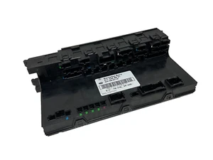 2008 MERCEDES E320 SAM TRUNK BODY CONTROL FUSE BOX A 211 545 86 01 OEM - Picture 1 of 9