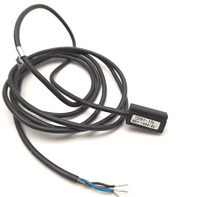 Parker SMH-1N Hall Effect Sensor Normally Open Red LED Output NPN 6-30 VDC  - Image 1 of 3