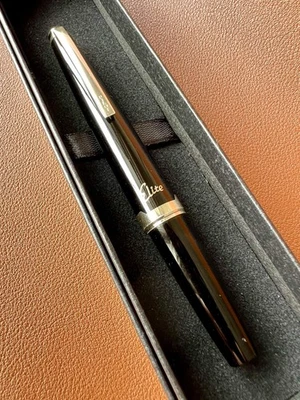 Pluma Estilográfica PILOT Elite Negra - 14K-585 F-Nueva en Caja H975, Japonesa 1975 De Colección Foto 1 de 4