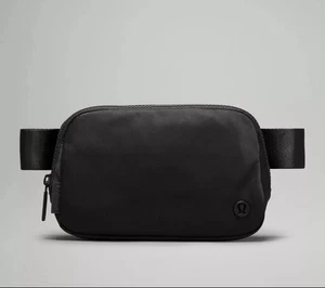 Lululemon Everywhere Belt Bag 1L Crossbody Bag Black/Black New Rare Fanny Pack - Picture 1 of 7