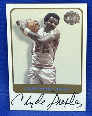2001-02 Fleer Greats of the Game Autographs #NNO Clyde Drexler Auto #d/200 HOF - Image 1 of 2