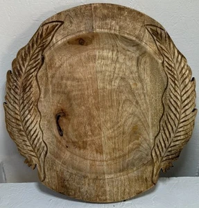 Vintage 14" Rd Acacia Wooden Platter Carved Feather Details Charger Handcarved - Picture 1 of 4