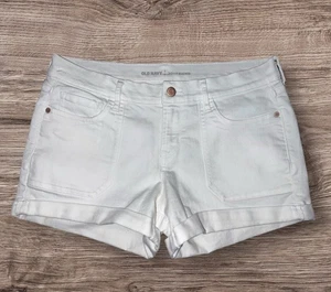Old Navy Women’s White Boyfriend Denim Jean Cuffed Shorts Size 6  - Picture 1 of 4