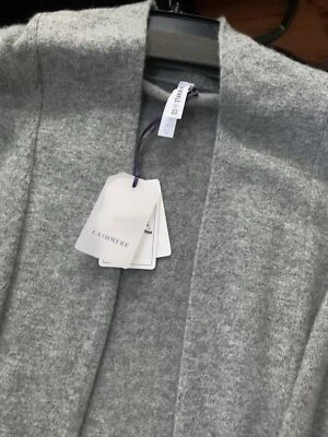 NUEVO CON ETIQUETAS Van Winkle & CO. BATA CUELLO CHAL GRIS CACHEMIR PARA MUJER Talla XL PRECIO DE VENTA SUGERIDO POR EL FABRICANTE $258 Foto 1 de 4