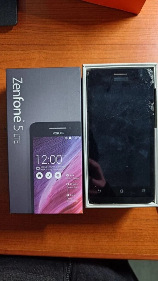 Asus Zenfone 5 LTE - Non Funzionante, Per Parti Di Ricambio - Immagine 1 di 1
