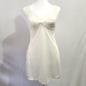 Vintage Triumph International Nylon Lace Petticoat Slip Women's Size Medium