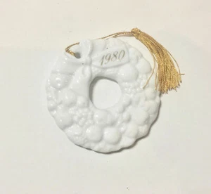 1980 Ceramic Beautiful vintage rare Christmas tree Ornament - Picture 1 of 1