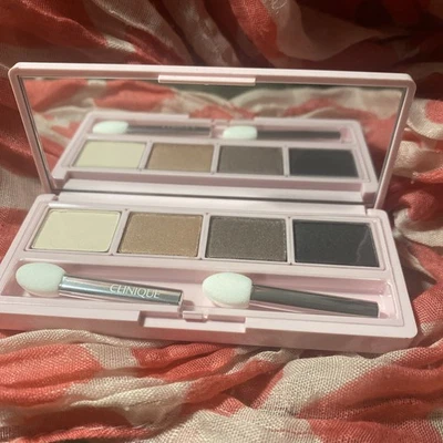 Clinique Mini Eyeshadow Palette - 4 Shades-New - Image 1 of 4