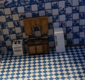 1:144 Dollhouse Miniature ASSEMBLED KITCHEN, SINK, STOVE, FRIDGE UPPER CABINET - Picture 1 of 6