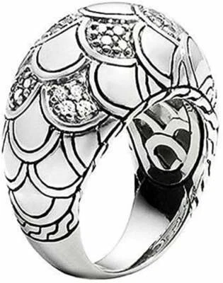 Maravilloso diseño de cúpula con anillo fino de circonita cúbica de corte brillante brillante brillante para hombre Foto 1 de 2