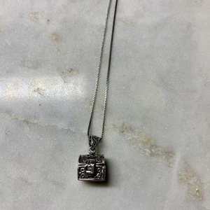 Sterling Silver Treasure Chest Prayer Box Pendant Necklace 18” - Picture 1 of 11