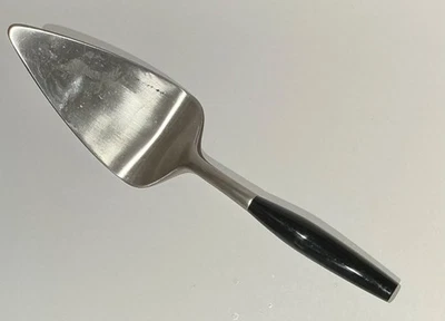 Cubiertos de acero inoxidable con mango negro para servidor de pastel Dansk Kongo Foto 1 de 3