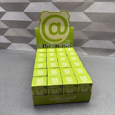 Brinquedo Medicom Be@rbrick Series 49 24 peças - Imagem 1 de 4