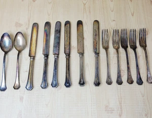 Antique Reed & Barton Silverplate Flatware 6 Knives 5 Forks 2 Spoons UNKNOWN AGE - Picture 1 of 18