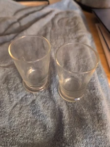 Juego de 2 vasos vintage de vidrio transparente sin marca altura 4 pulgadas diámetro 3 - Imagen 1 de 3