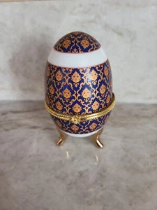 Vintage Porcelain Egg Trinket 3 Footed Box Vessel Gold Blue Orange - Picture 1 of 7