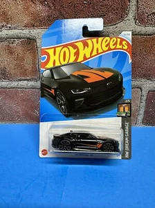 Hot Wheels Black '18 Chevy Camaro SS | HW Dream Garage Series 2/5 - Picture 1 of 10