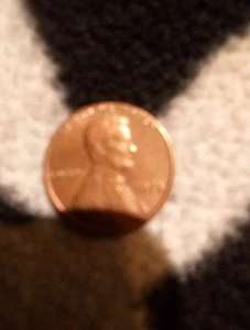 1975 No Mint Mark Penny Error Wide AM Best Sellers Coins Right Here - Picture 1 of 9