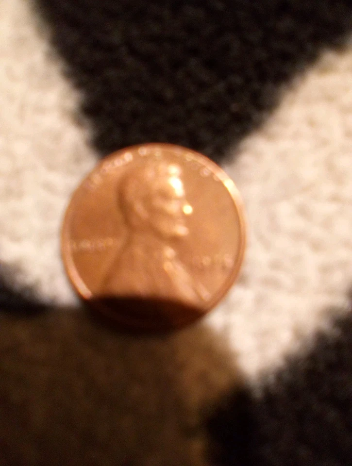 1975 No Mint Mark Penny Error Wide AM Best Sellers Coins Right Here  - Image 1 of 4