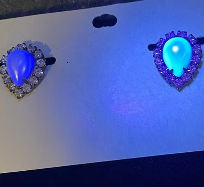 Brillante Musi Clips para Zapatos Blanco 1960’s 70’s Nuevo Sombrero Cartera Abrigo Clips Estrás Foto 1 de 4