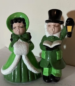Set 2 Vintage HOLLAND MOLD Christmas Carolers Couple Ceramic Victorian - Picture 1 of 6