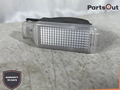 AUDI A4 A7 2012-2014 LUZ CORTESÍA DELANTERA O TRASERA IZQUIERDA O DERECHA OEM Foto 1 de 4