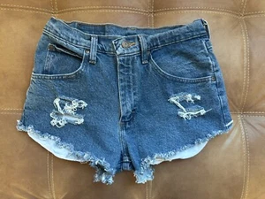 Wrangler Jean Shorts Women’s 29-30 Blue Cut Off High Rise Denim - Picture 1 of 4