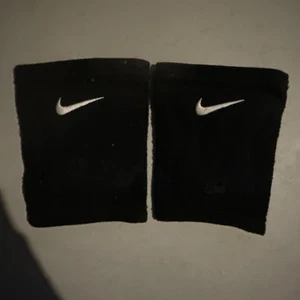 Nike Streak Volleyball Knieschoner Erwachsene schwarz/weiß - Bild 1 von 2