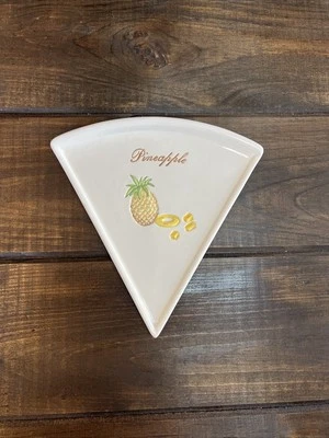 Plato de rebanada de pizza Pottery Barn Pizza Buono triángulo 'Piña' repuesto Foto 1 de 4