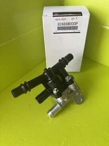 GENUINE NEW HEATER VALVE THERMOSTAT 7805A390 FOR MITSUBISHI OUTLANDER PHEV HYBRI - Picture 1 of 6