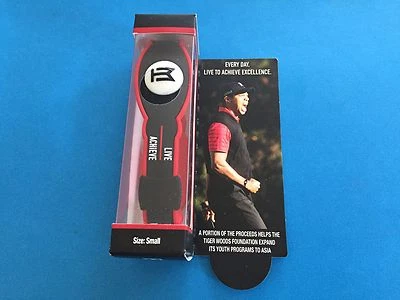 Pulsera Tiger Woods Base Silicona Negra y Roja GOLF Nueva Foto 1 de 4