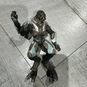 Halo Elite Ultra White Spartan 2010 Microsoft 6” Action Figure loose, McFarlane - Picture 1 of 4
