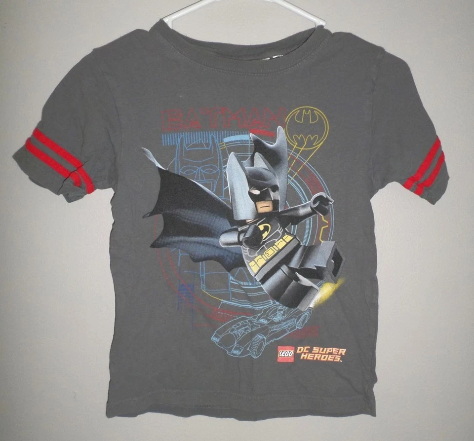 BATMAN youth med T shirt DC Comics tee Dark Knight design Lego w/ stripes - Image 1 of 1