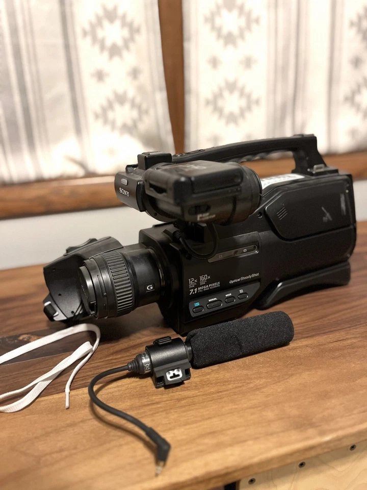 Sony Hxr-mc2500 ShoulderMount Avchd Camcorder - Image 1 of 4