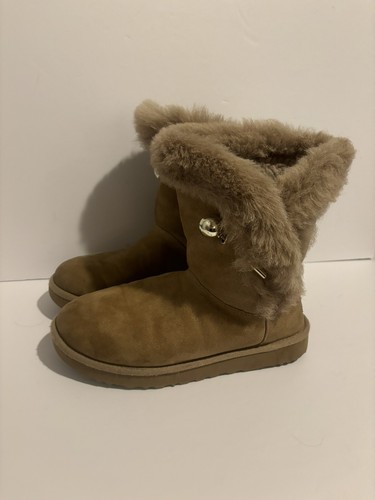 Stivali UGG Classic Fluff Pin Donna Marrone Oro Taglia 7