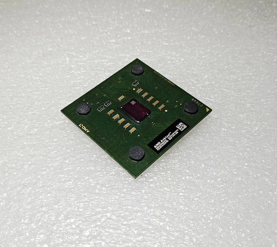 AMD Athlon XP 2200+ 1800 MHz - AXDA2200DUV3C, Socket A/462 - Image 1 of 1