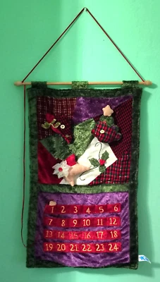 Vintage 90's Velvet Advent Christmas Calendar Hanging Red Green Plaid - Image 1 of 4