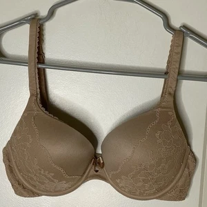 Victoria's Secret Body By Victoria Perfect Shape Beige Lace Tagless Bra 32D - Picture 1 of 7