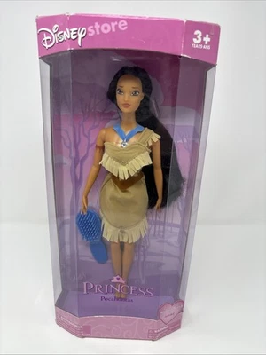 Muñeca Princesa Pocahontas Disney Store con Cepillo de Estilo Nueva en Caja Foto 1 de 4
