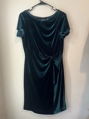 Ellen Tracy Emerald Green Velvet Ruched Dress Size 10p Knee Length Short Sleeve - Image 1 of 4