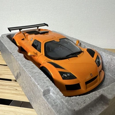 Carro modelo AUTOart 1/18 Gumpert Apollo S não usado - Imagem 1 de 4