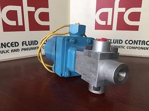PARKER REPUBLIC DIRECTIONAL VALVE 21452-7304-0200 - Picture 1 of 3