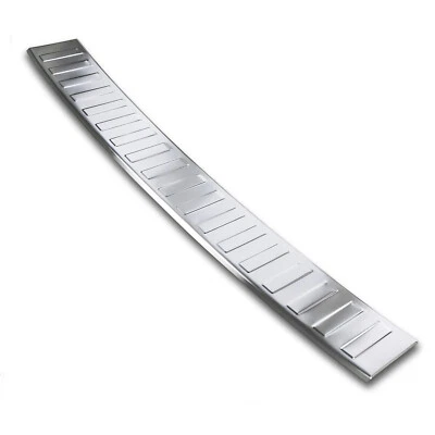 Protector de borde de carga de acero inoxidable adecuado para Volvo XC70 bisel 2007-2013 - Imagen 1 de 4