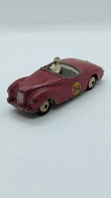 Dinky Toys Sunbeam Alpine with driver 1/43 bordeaux - Immagine 1 di 4