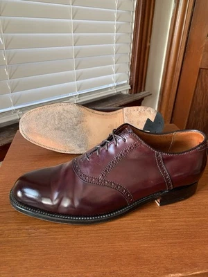 WORN 3x GREAT COLOR | ALDEN 9.5D #8 SHELL CORDOVAN SADDLE SHOES 9.5 D - Image 1 of 4
